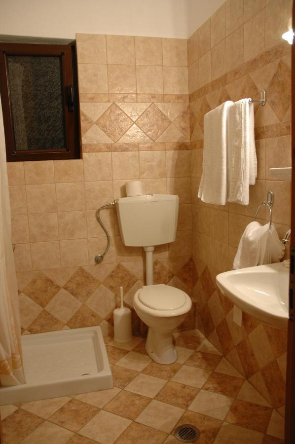 Aroanios Hotel Klitoria Room photo